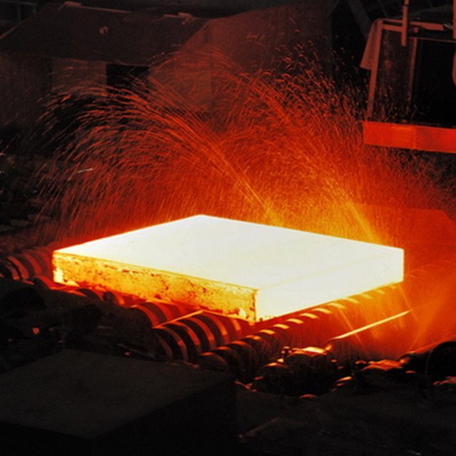 Carbon steel plate heat treatment process